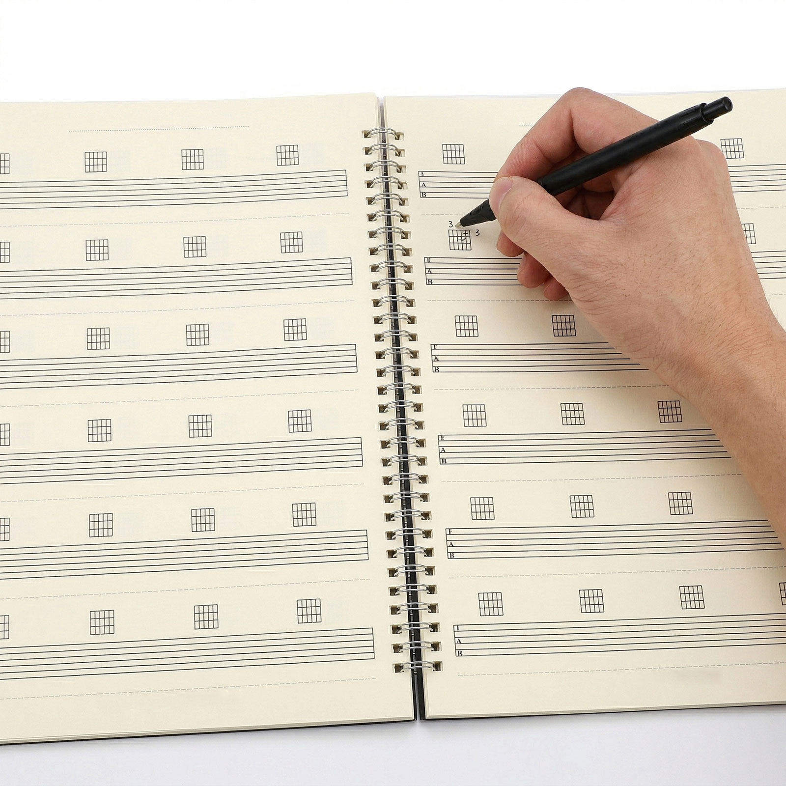 Blank Sheet Music Notebook - ギター譜面ノート2冊セット。6弦用、無地の譜面用紙、音楽ジャーナル、タブ譜ノート、コード表。